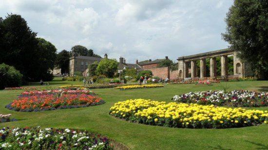 Chantry House Barnsley Exterior photo